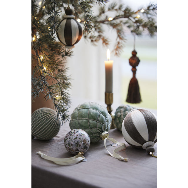 Julekule Agnes Hvit/Brun