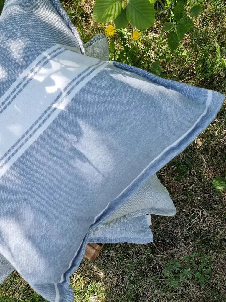 Putetrekk PET Mellomblå m/hvit stripe